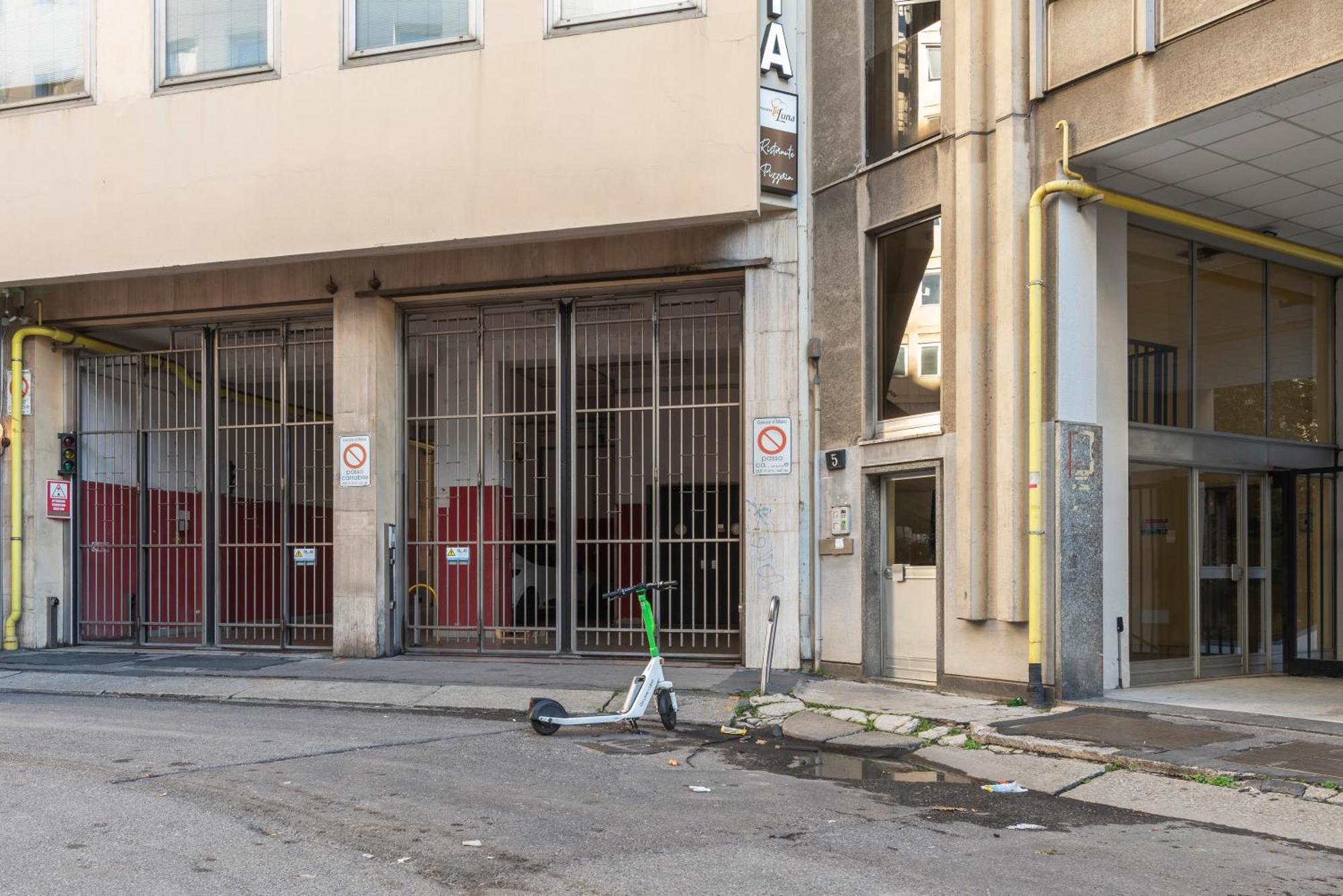 Centrale Flexyrent - Steps From Train Station Milano Exterior foto